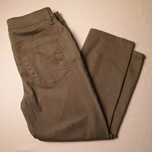 Chico's Jeans Size 2P Slim Leg Crop Low Rise Sage Green Color